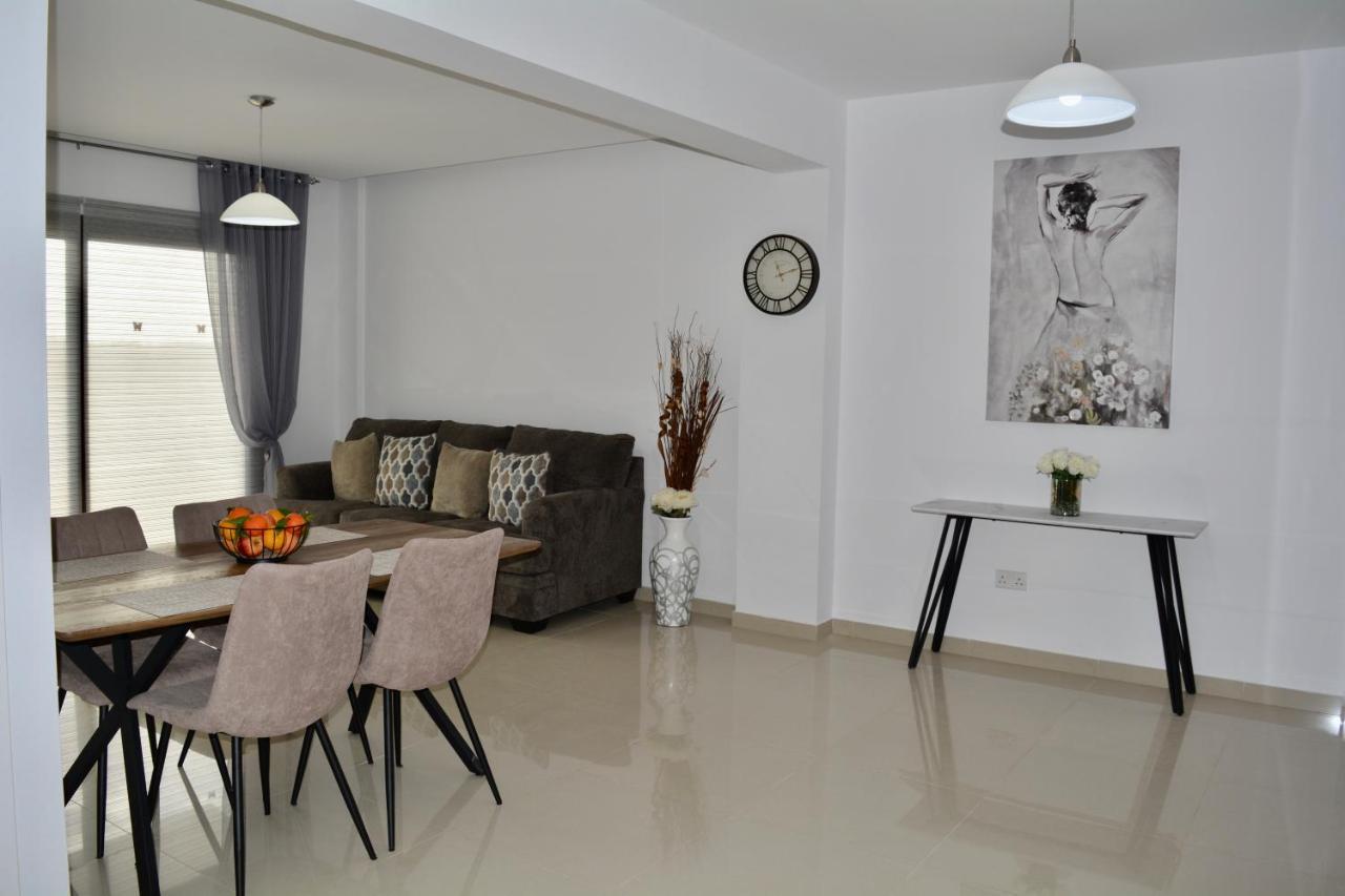 Panorama Apartment Klorakas Exterior photo